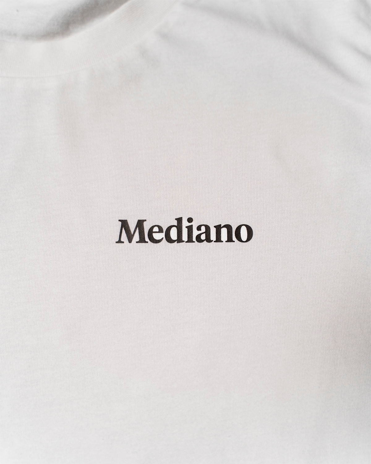 Mediano T-Shirt — Hvid